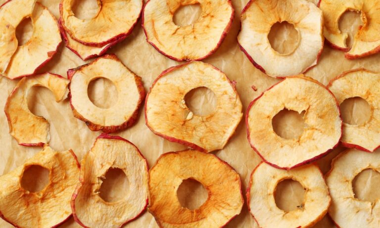 Spicy Apple Chips
