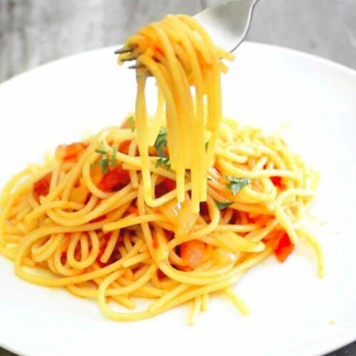 Spaghetti with Sriracha